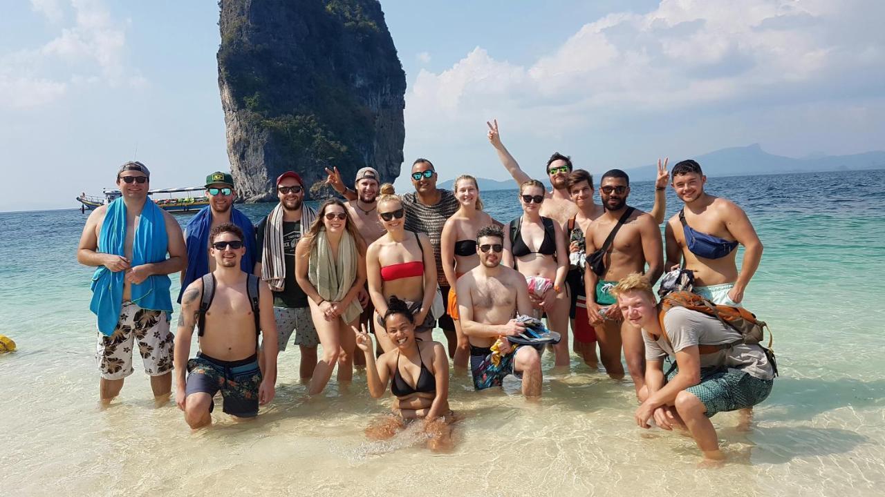 K-Bunk Aonang Center Hotel Ao Nang Екстериор снимка