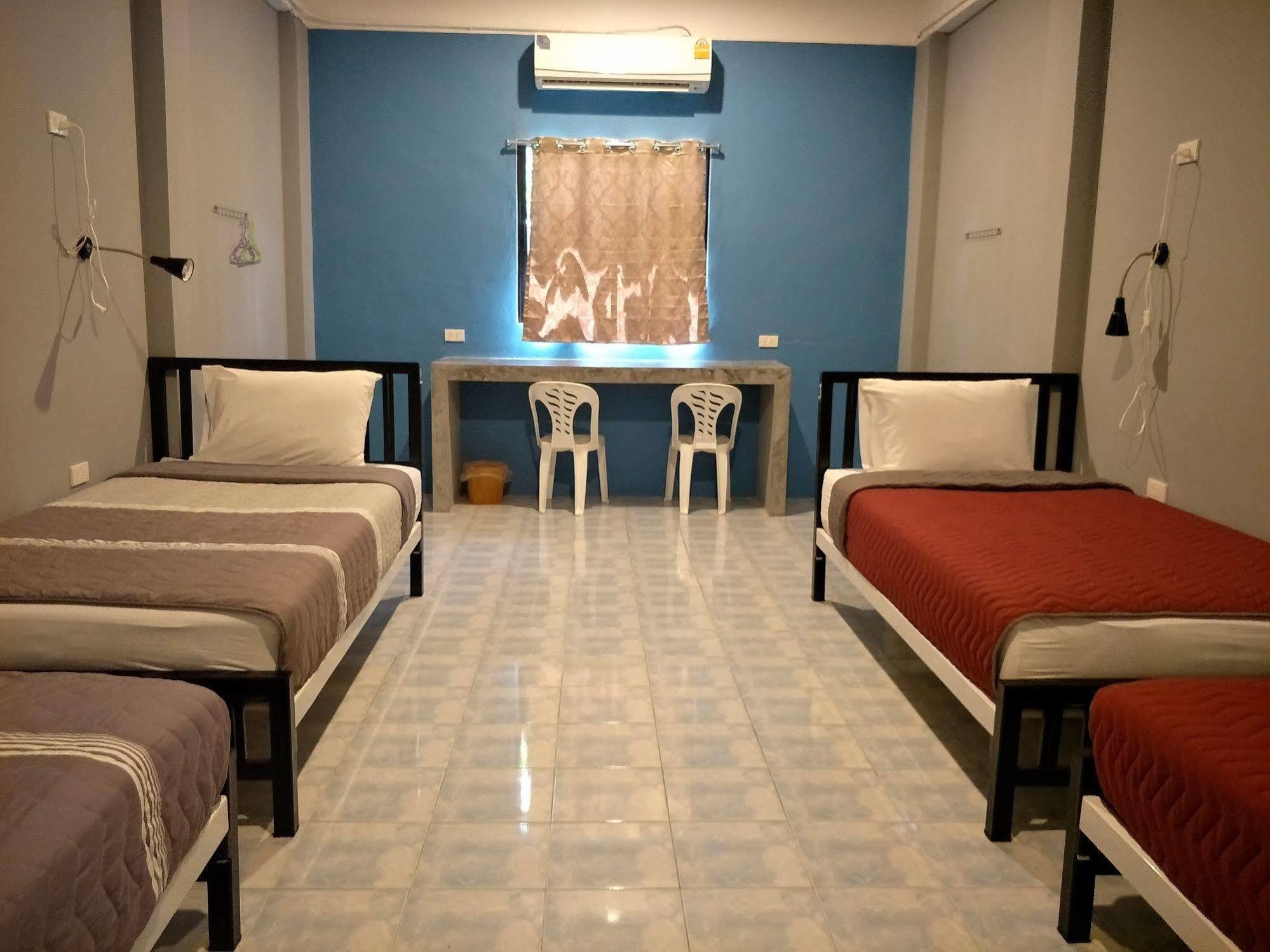 K-Bunk Aonang Center Hotel Ao Nang Екстериор снимка