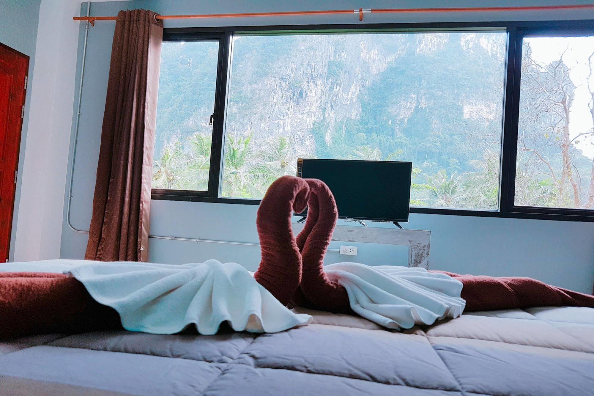 K-Bunk Aonang Center Hotel Ao Nang Екстериор снимка